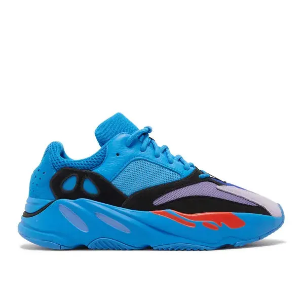 Yeezy Boost 700 Hi-Res Blue, vergelijk prijzen bij 1 winkel