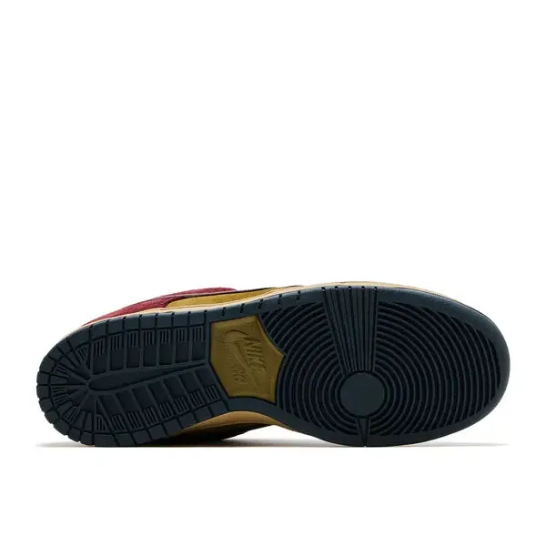Nike SB Dunk Low Dark Team Red Olive Flak, foto 5 van 5