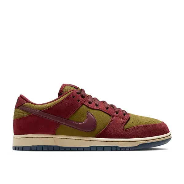 Nike SB Dunk Low Dark Team Red Olive Flak, foto 2 van 5