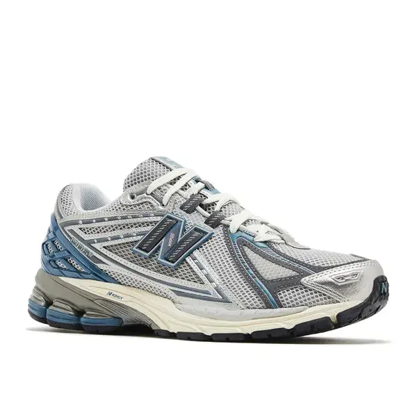 New Balance 1906R Silver Metallic Terrarium, foto 3 van 5