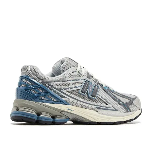 New Balance 1906R Silver Metallic Terrarium, foto 4 van 5