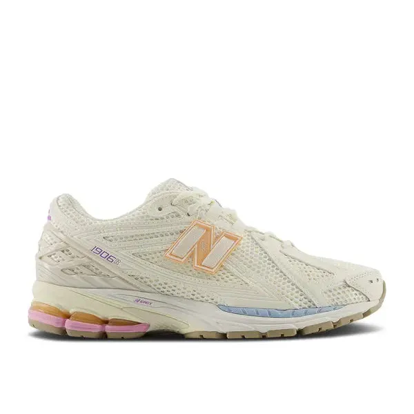 New Balance 1906R Pink Sugar, foto 2 van 5