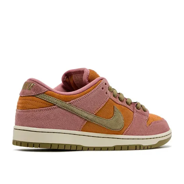 Nike SB Dunk Low Red Stardust, foto 4 van 5