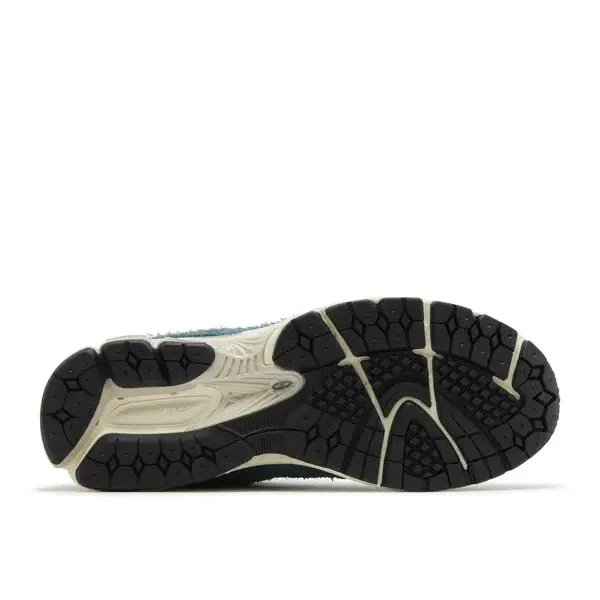 New Balance 2002R New Spruce Magnet, foto 5 van 5
