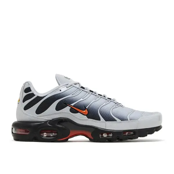 Nike Air Max Plus Wolf Grey Picante Red, foto 2 van 5