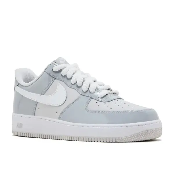Nike Air Force 1 Low '07 LV8 Wolf Grey White, foto 3 van 5
