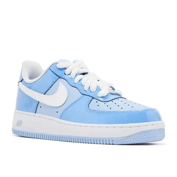 Nike Air Force 1 Low '07 LV8 Psychic Blue White Patent, foto 3 van 5
