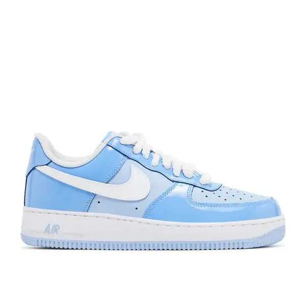 Nike Air Force 1 Low '07 LV8 Psychic Blue White Patent, foto 2 van 5