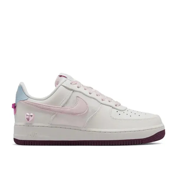 Nike Air Force 1 Low Valentine's Day, foto 2 van 2