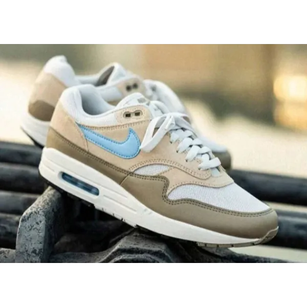 Nike Air Max 1 Essential Light Bone/Psychic Blue, foto 3 van 3