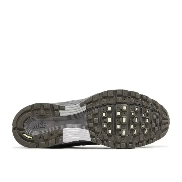 Nike P-6000 Cave Stone Medium Ash Flat Pewter Metallic Silver, foto 5 van 5