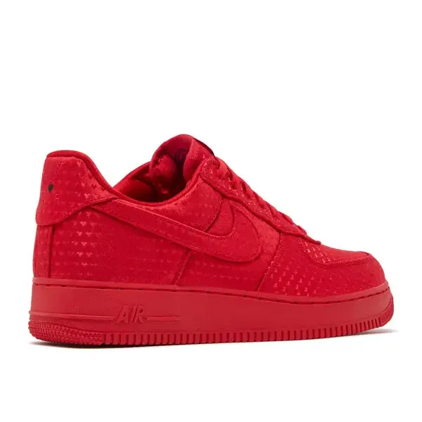 Nike Air Force 1 Low Valentine's Day Red (2026), foto 4 van 5