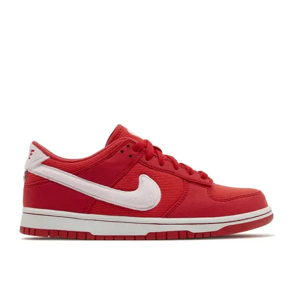 Nike Dunk Low Valentine's Day (2024) (GS), vergelijk prijzen bij 1 winkel