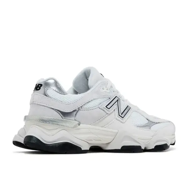 New Balance 9060 White Black Metallic Silver, foto 4 van 5