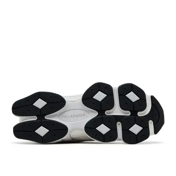 New Balance 9060 White Black Metallic Silver, foto 5 van 5