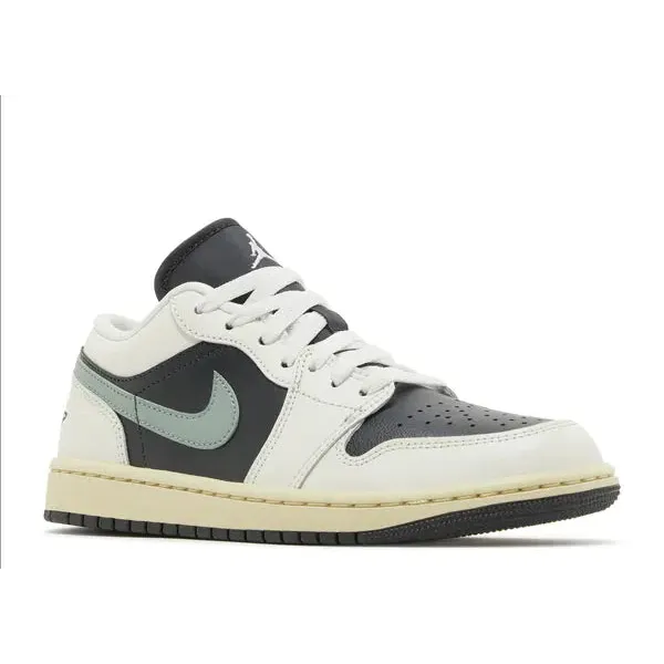 Jordan 1 Low Jade Smoke, foto 3 van 5