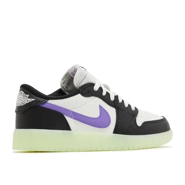 Jordan 1 Retro Low OG Black Raspberry (GS), foto 3 van 4
