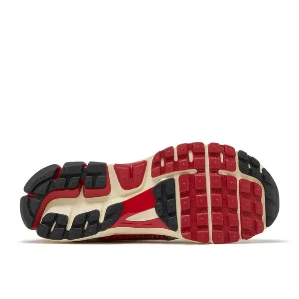 Nike Zoom Vomero 5 Gym Red Chrome, foto 5 van 5