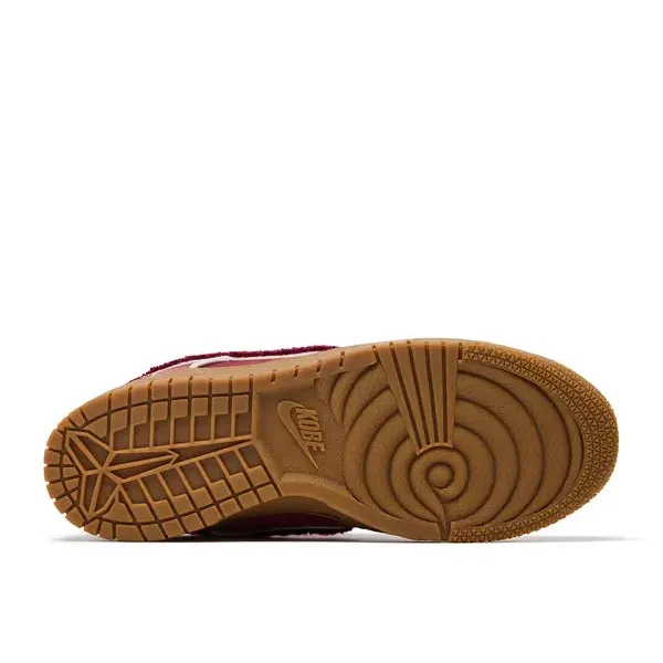 Nike Dunk Low Protro Kobe Bryant Lower Merion Away, foto 5 van 5
