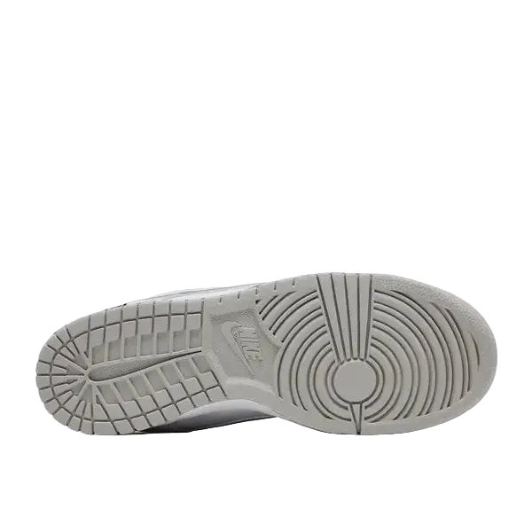Nike SB Dunk Low Supreme 94 White Metallic Silver, foto 5 van 5