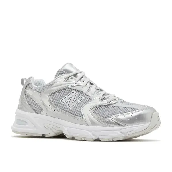 New Balance 530 Moonbeam Silver Metallic, foto 3 van 5