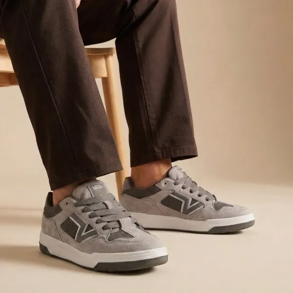Vans Upland 2 Grijs, vergelijk prijzen bij 1 winkel