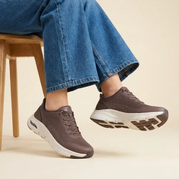 Skechers Slip-Ins Arch Fit Vista 2.0 Bruin, vergelijk prijzen bij 1 winkel