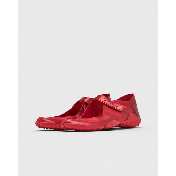 Nike X Skims Rift Satin Rood, foto 3 van 5