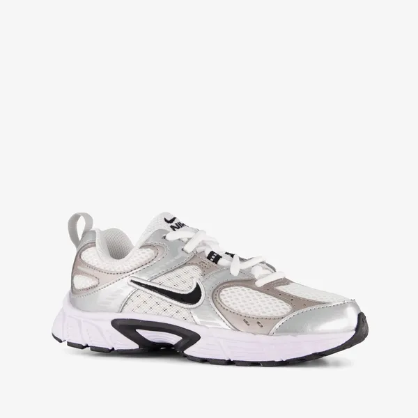Nike Zwart V5, vergelijk prijzen bij 1 winkel