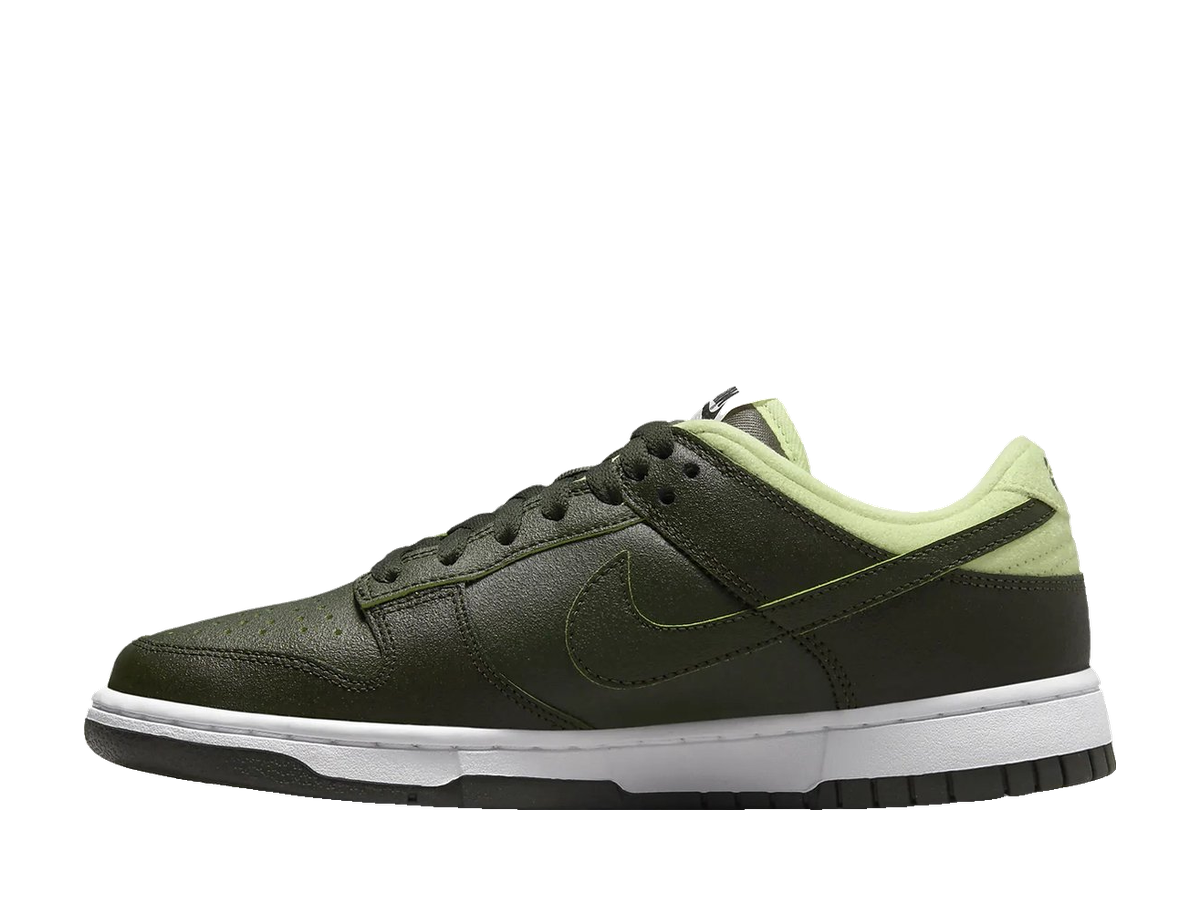 Nike Dunk Low Donkergroen